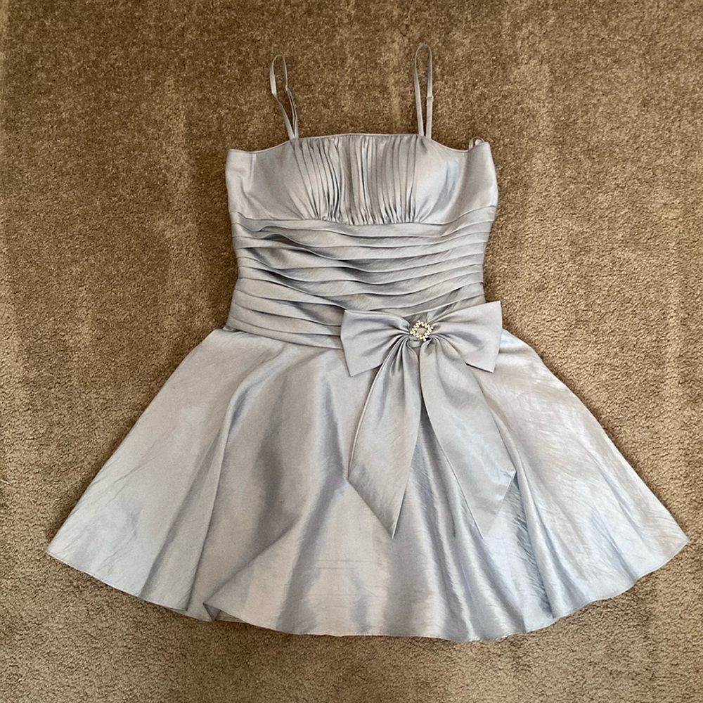 Unknown source vintage Y2K silver/grey mini party dress